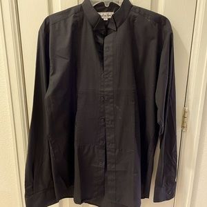 Blk Dress shirts sz (L)